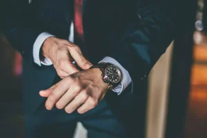 Đồng hồ đeo tay dành cho doanh nhân: Bí quyết chọn lựa khẳng định đẳng cấp