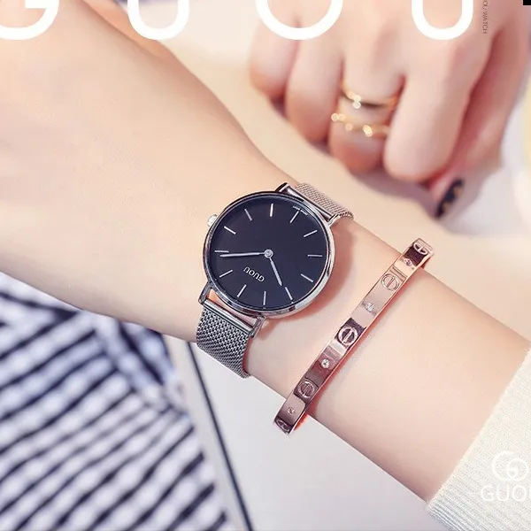 Những thương hiệu đồng hồ mặt tròn nữ tính được yêu thích