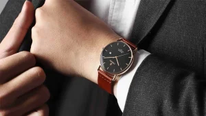 Đồng hồ thời trang công sở: Bí quyết chọn lựa và phối đồ chuyên nghiệp